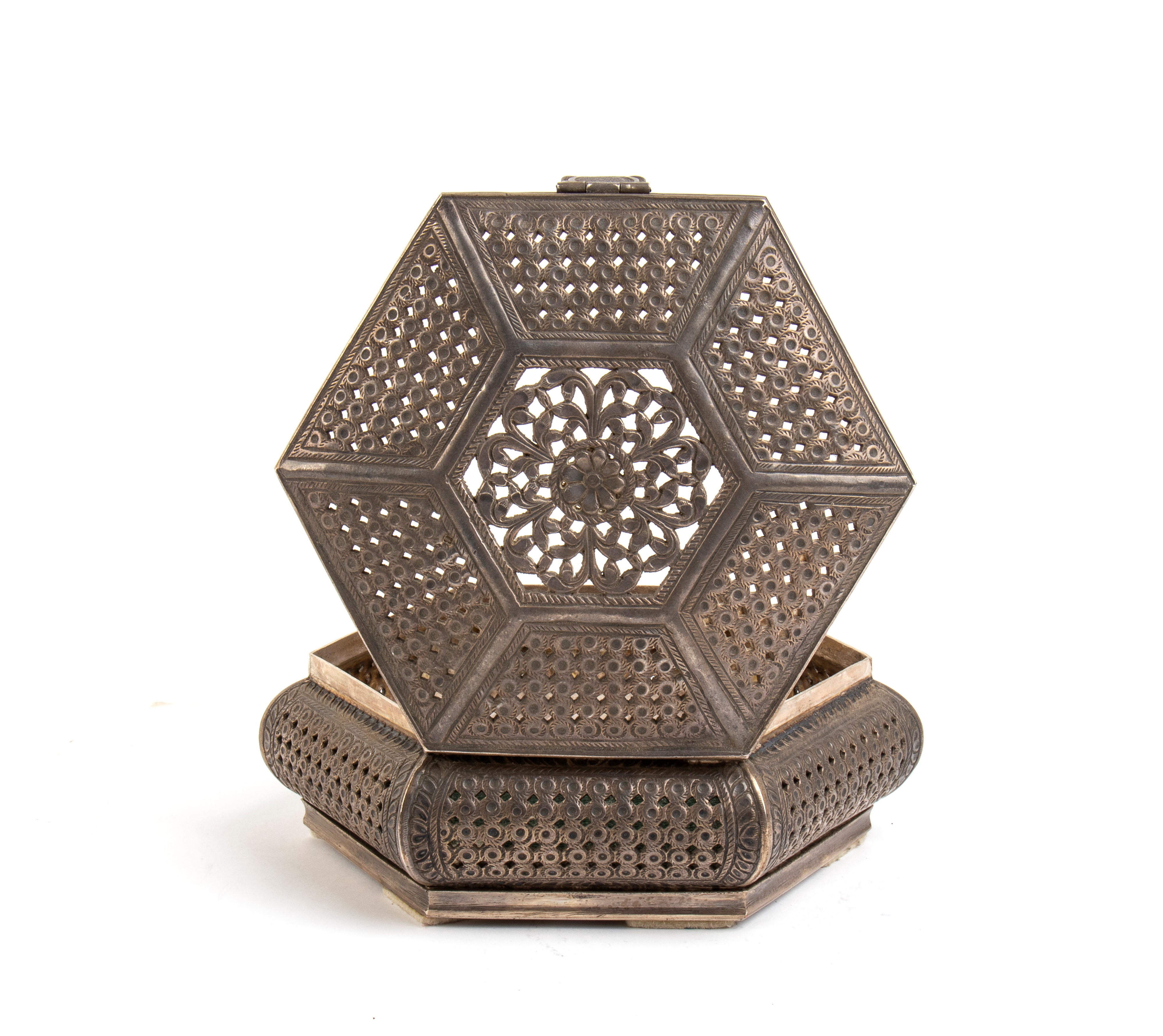 Scatola indiana in argento