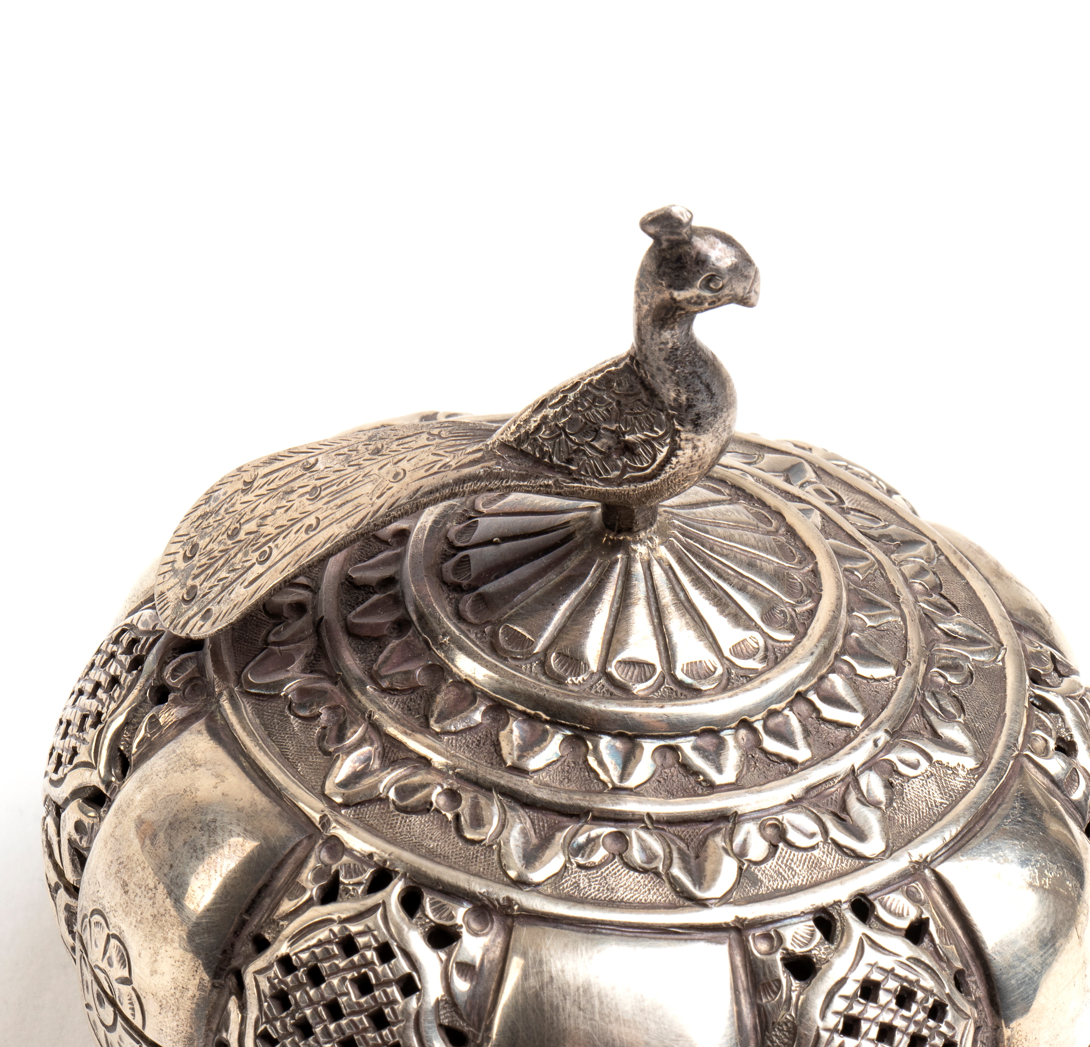 Scatola birmana in argento, XIX secolo