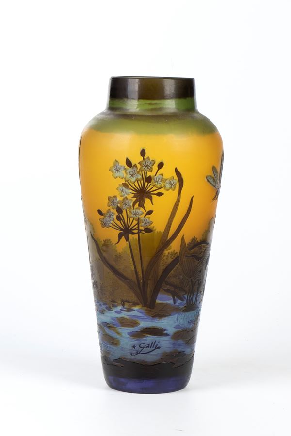 Vaso in vetro cameo