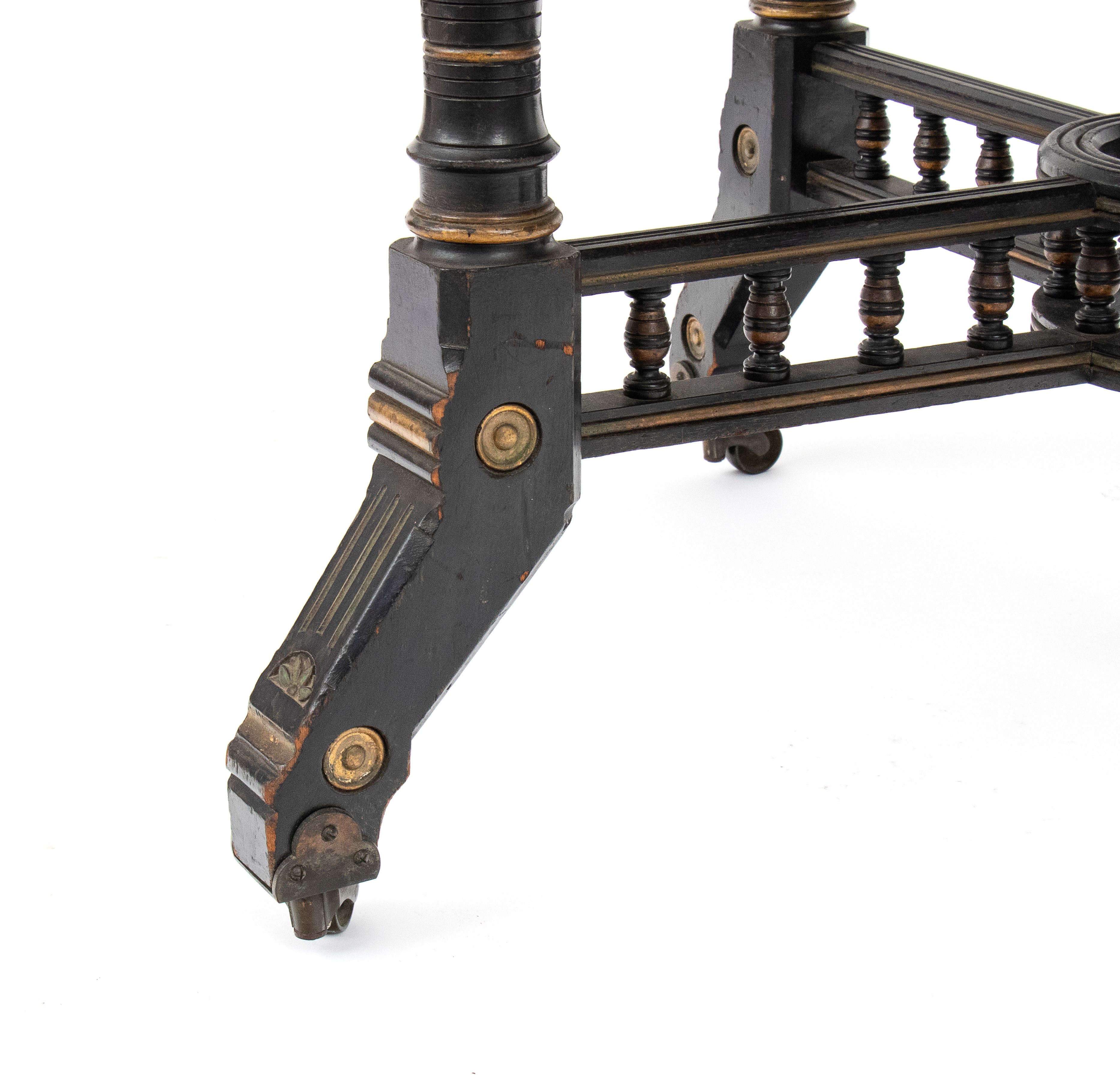 Hindley & Sons - Tavolino Inglese Vittoriano