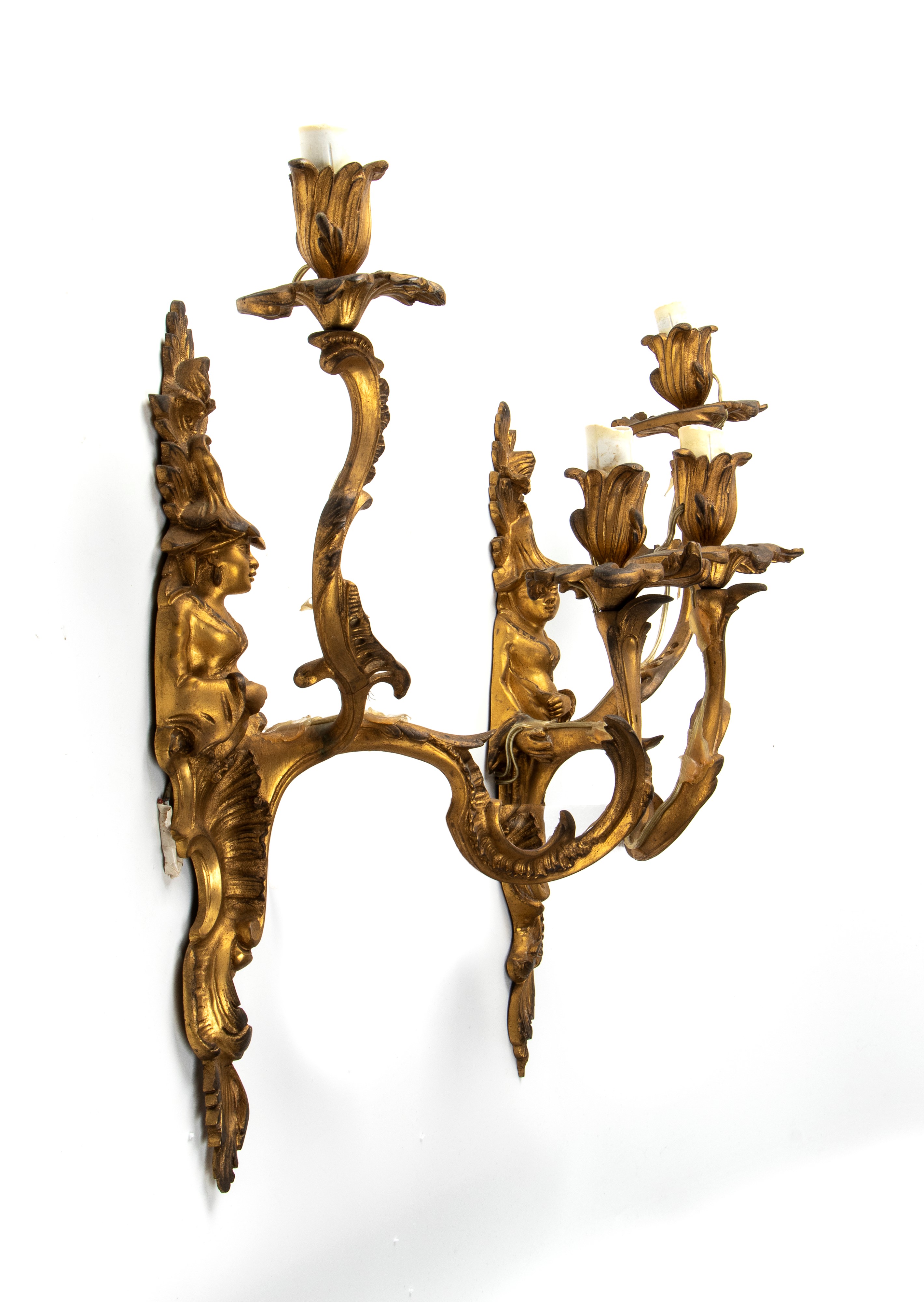 Applique dorate francesi, XVIII secolo, coppia in bronzo dorato