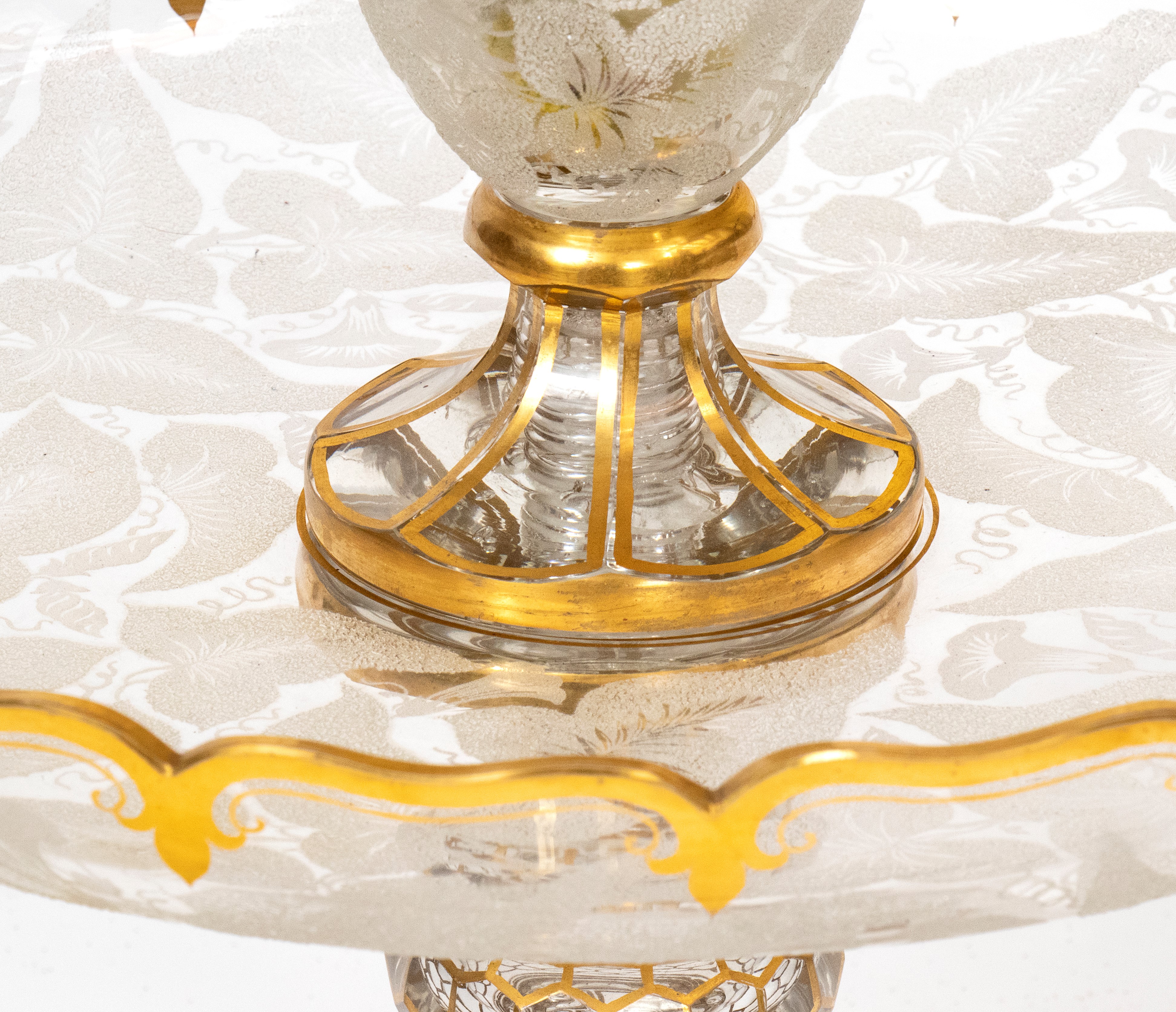 Centrotavola in Vetro con Decori in Oro