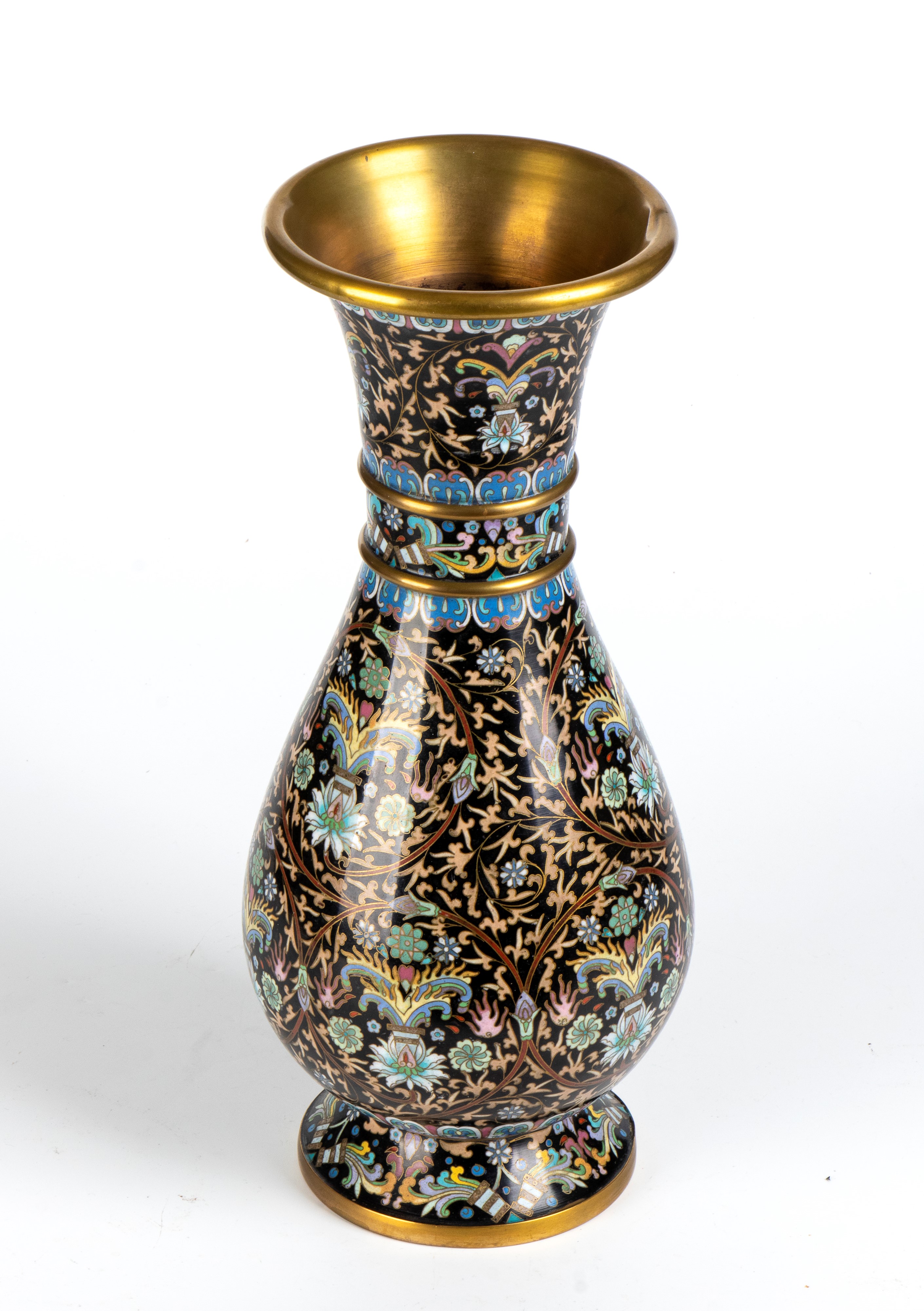 Vaso in rame decorato a smalti cloisonné