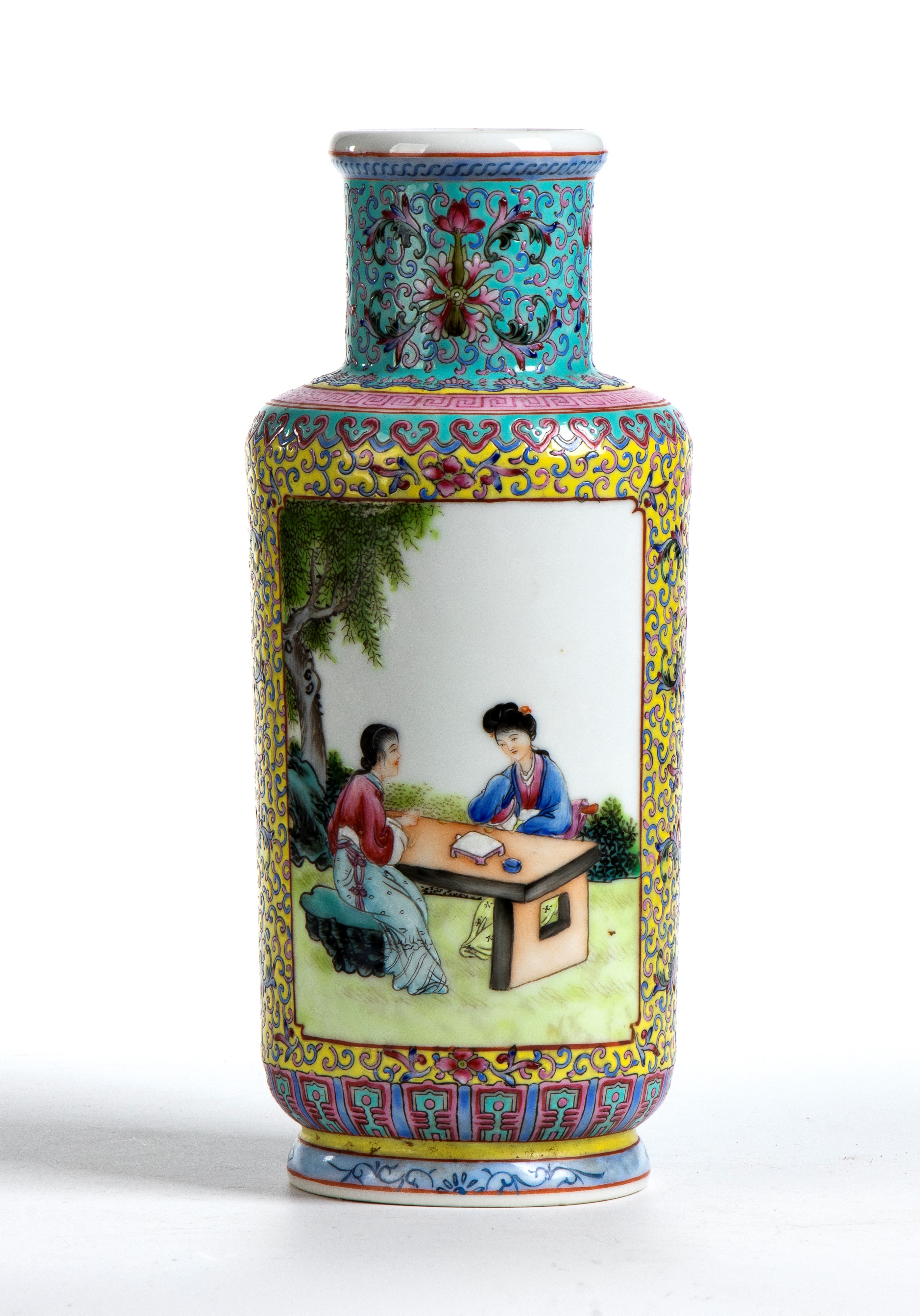 Vaso a balaustro dipinto a smalti policromi