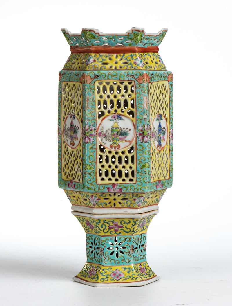 Lanterna in porcellana