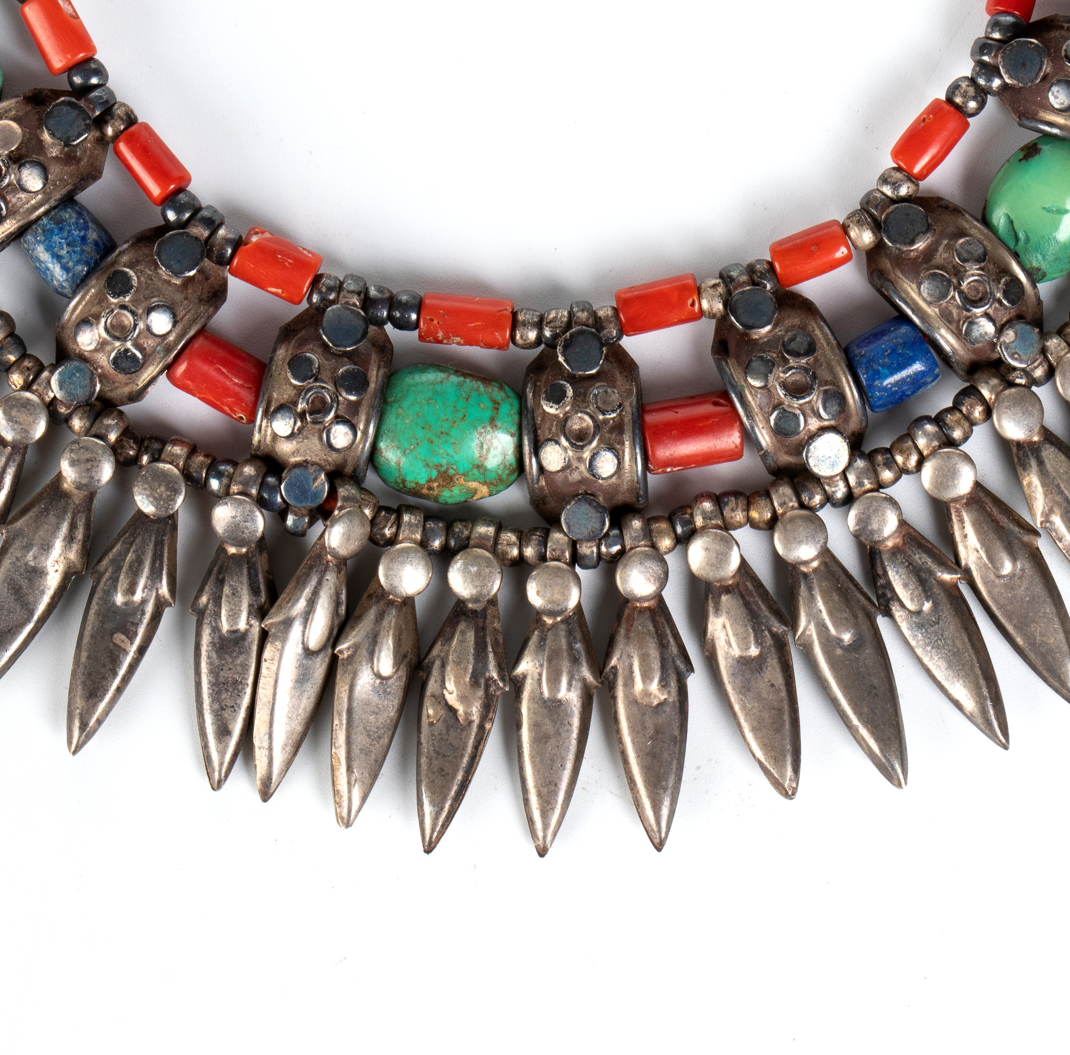 Collana e bracciale tibetani