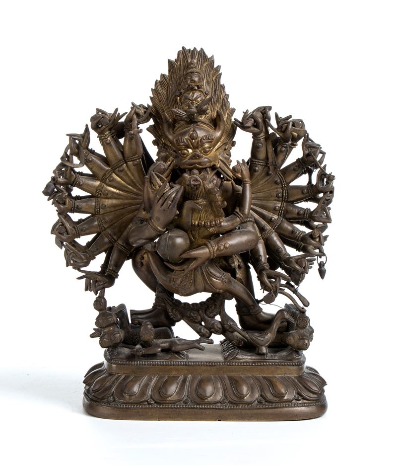 Scultura in bronzo raffigurante Yamantaka