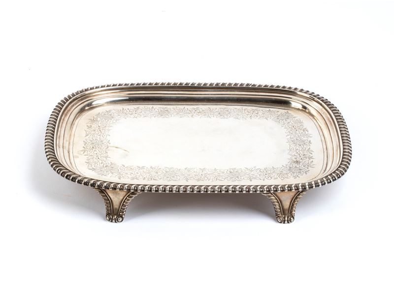Salver georgiano inglese in argento