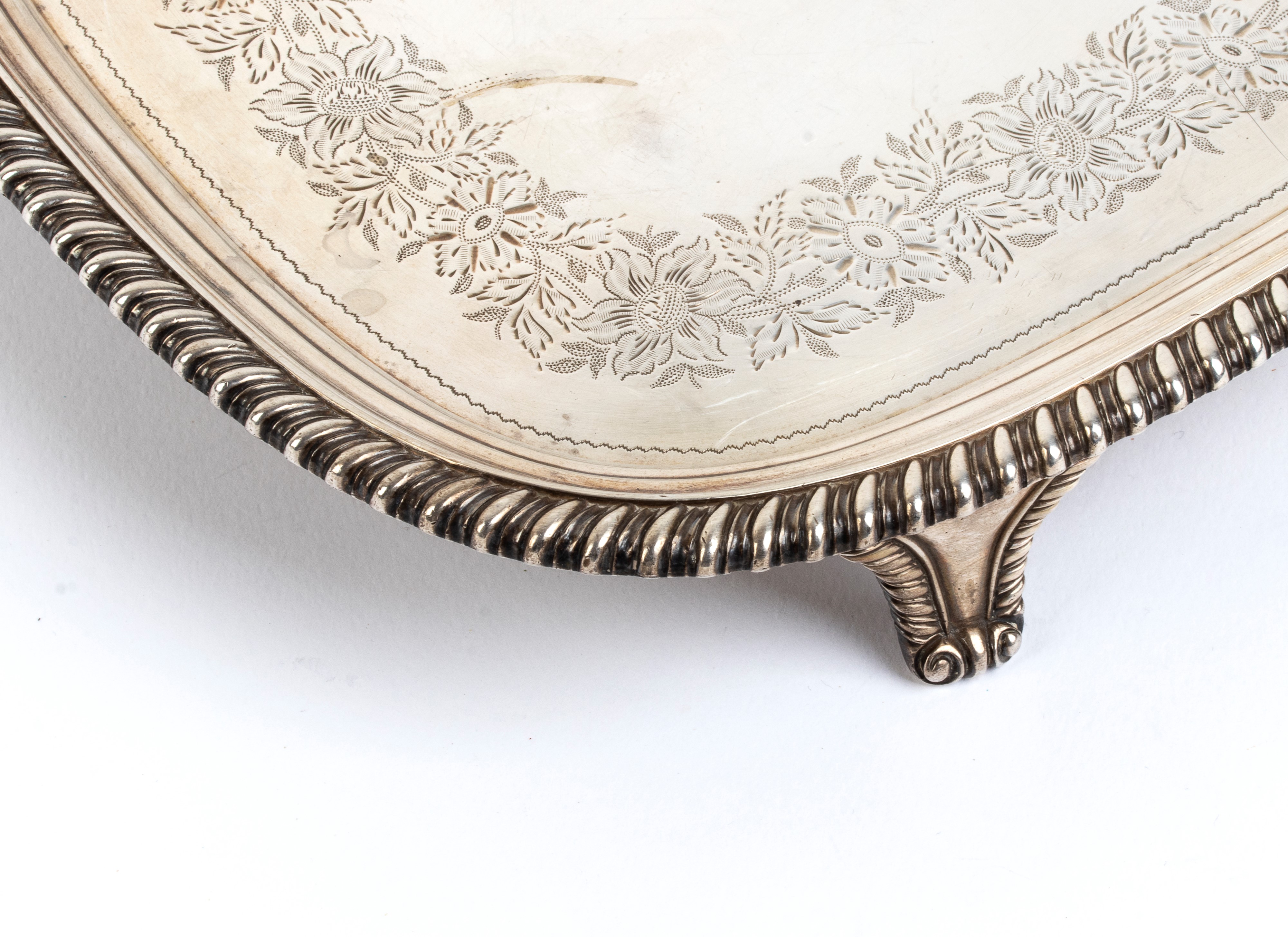 Salver georgiano inglese in argento
