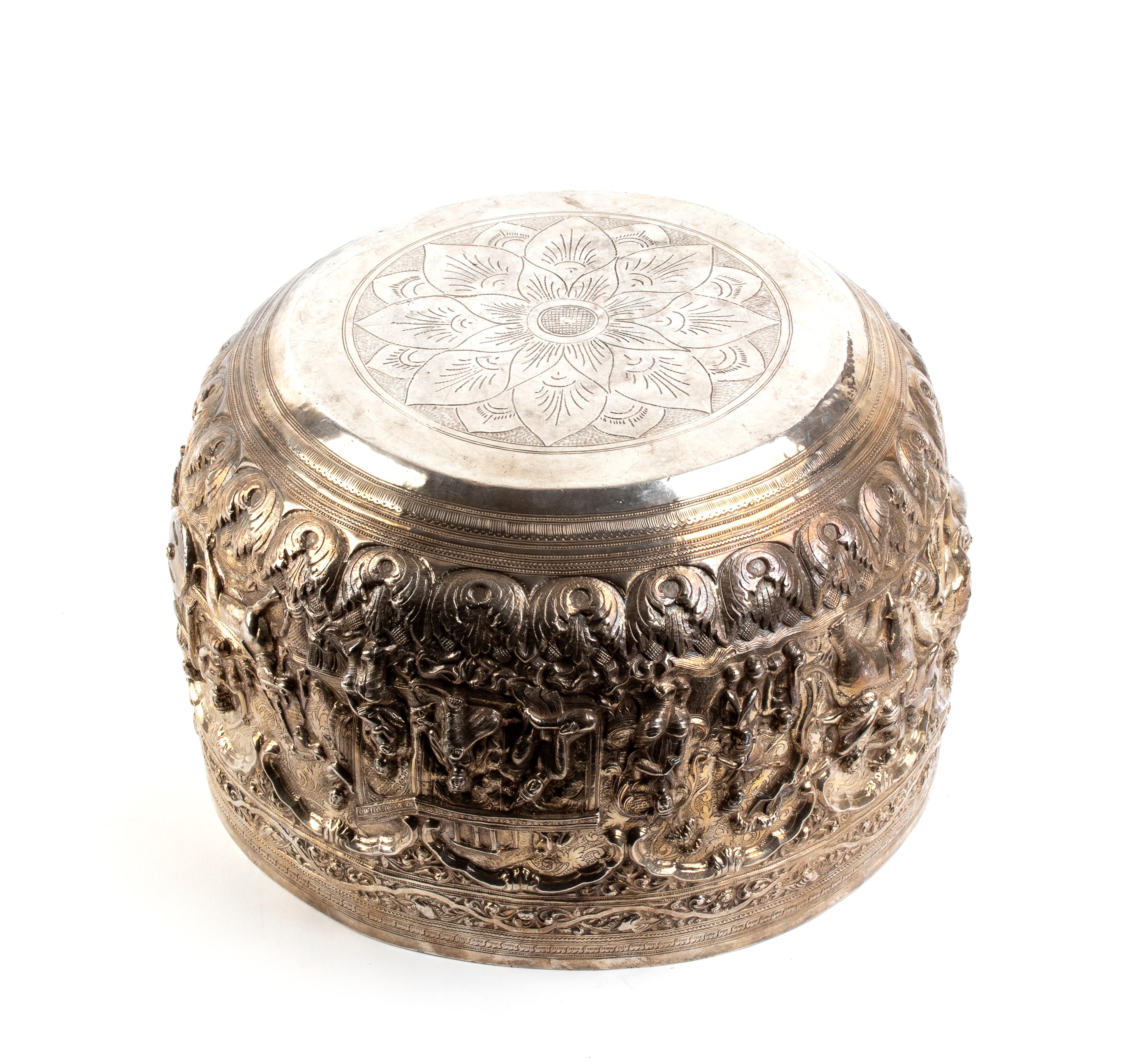 Grande ciotola Thabeik birmana in argento