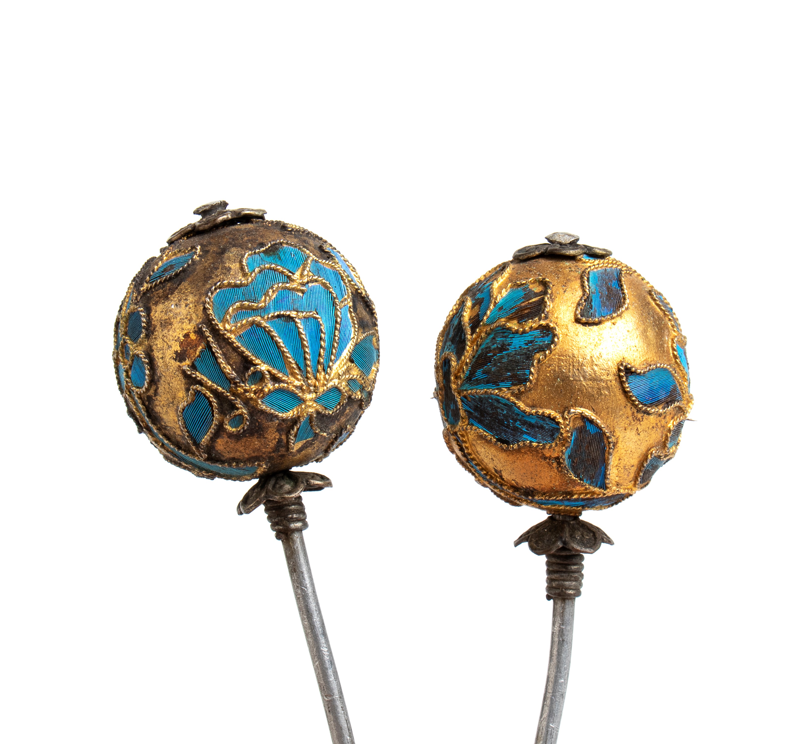 Lotto di cinque spilloni per capelli