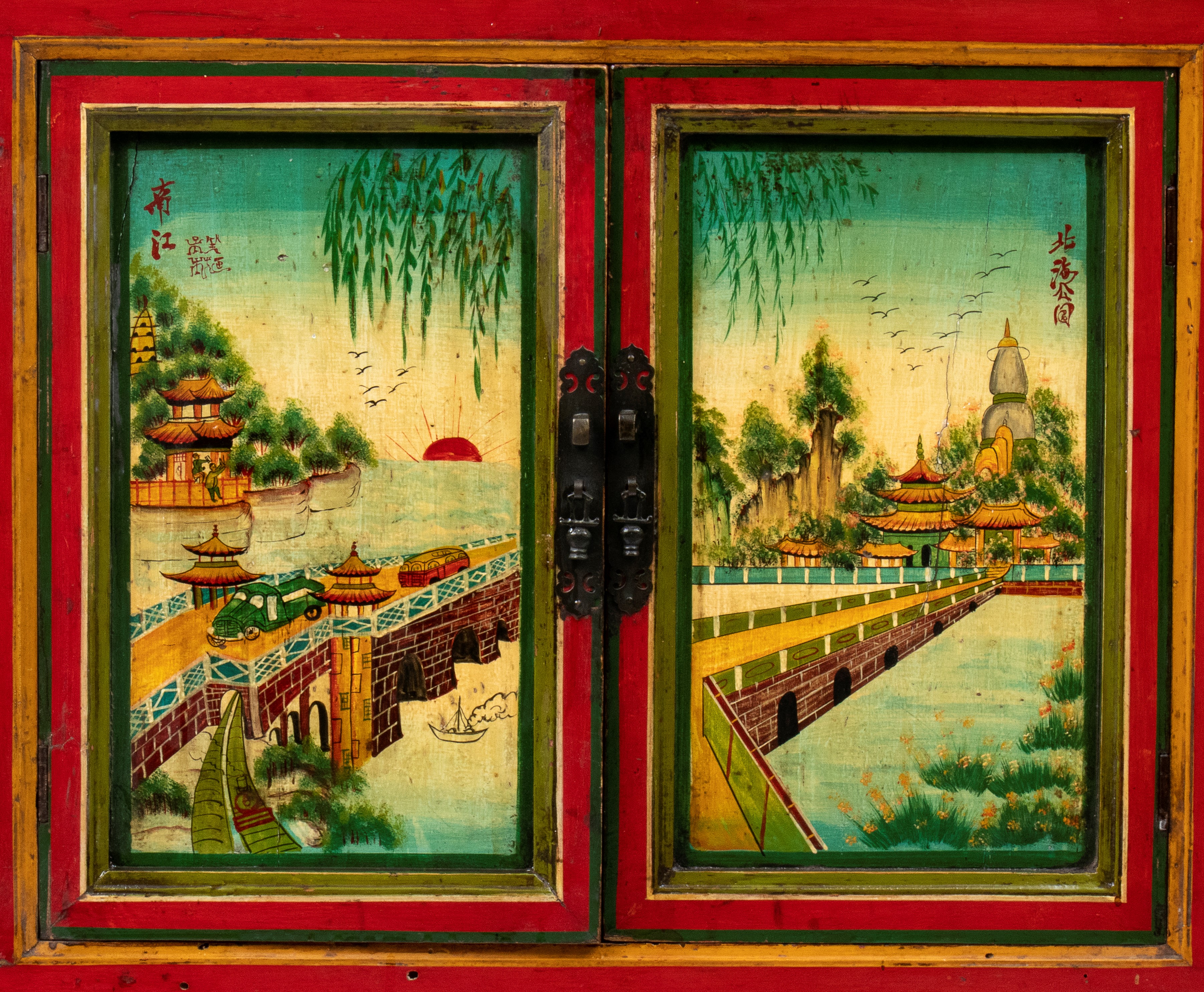 Rara coppia di mobili di design cinesi