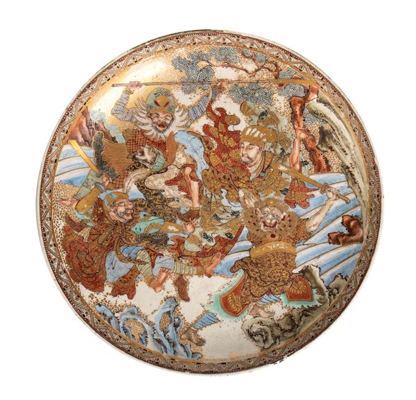 Piatto Satsuma decorato con scena di battaglia