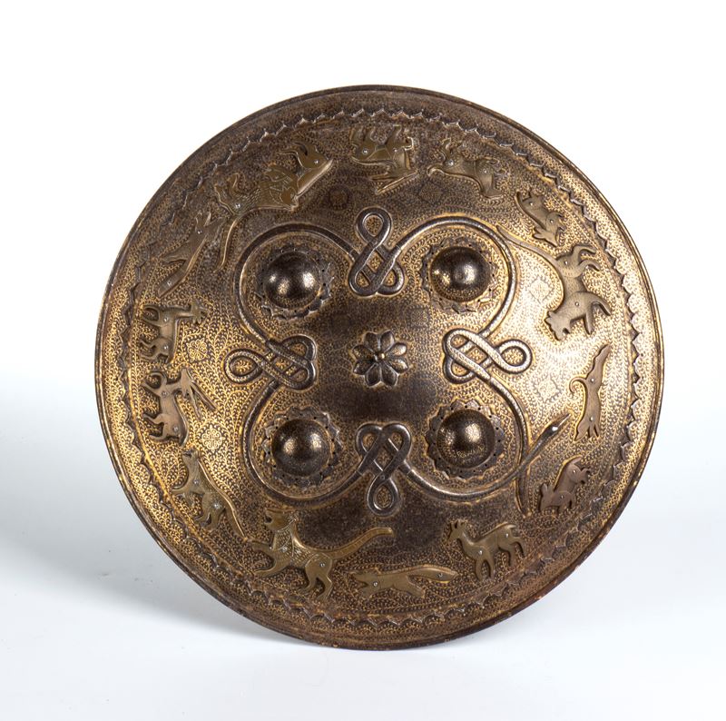 Scudo in ferro ageminato in oro koftghari