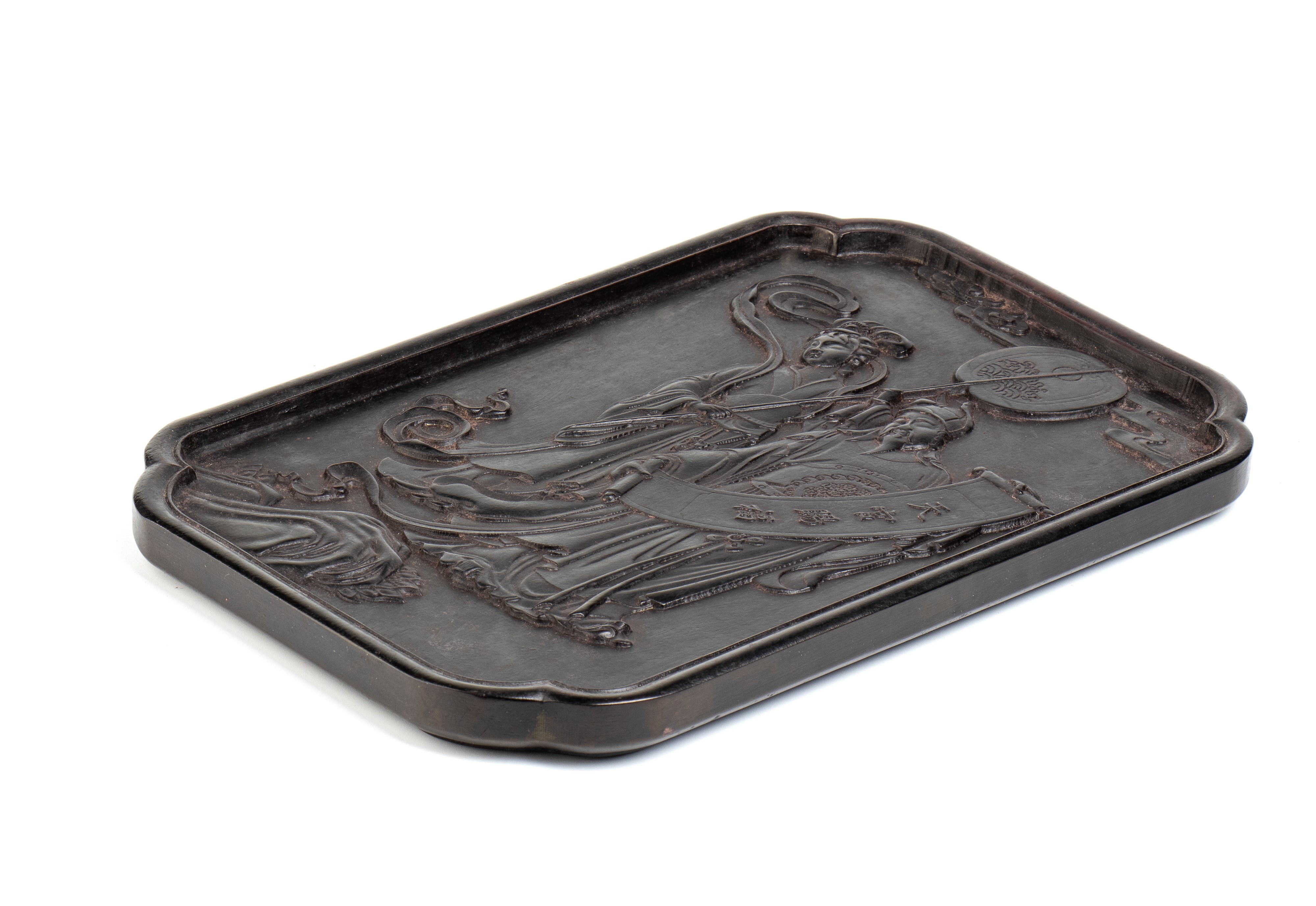 Elemento decorativo in legno scolpito