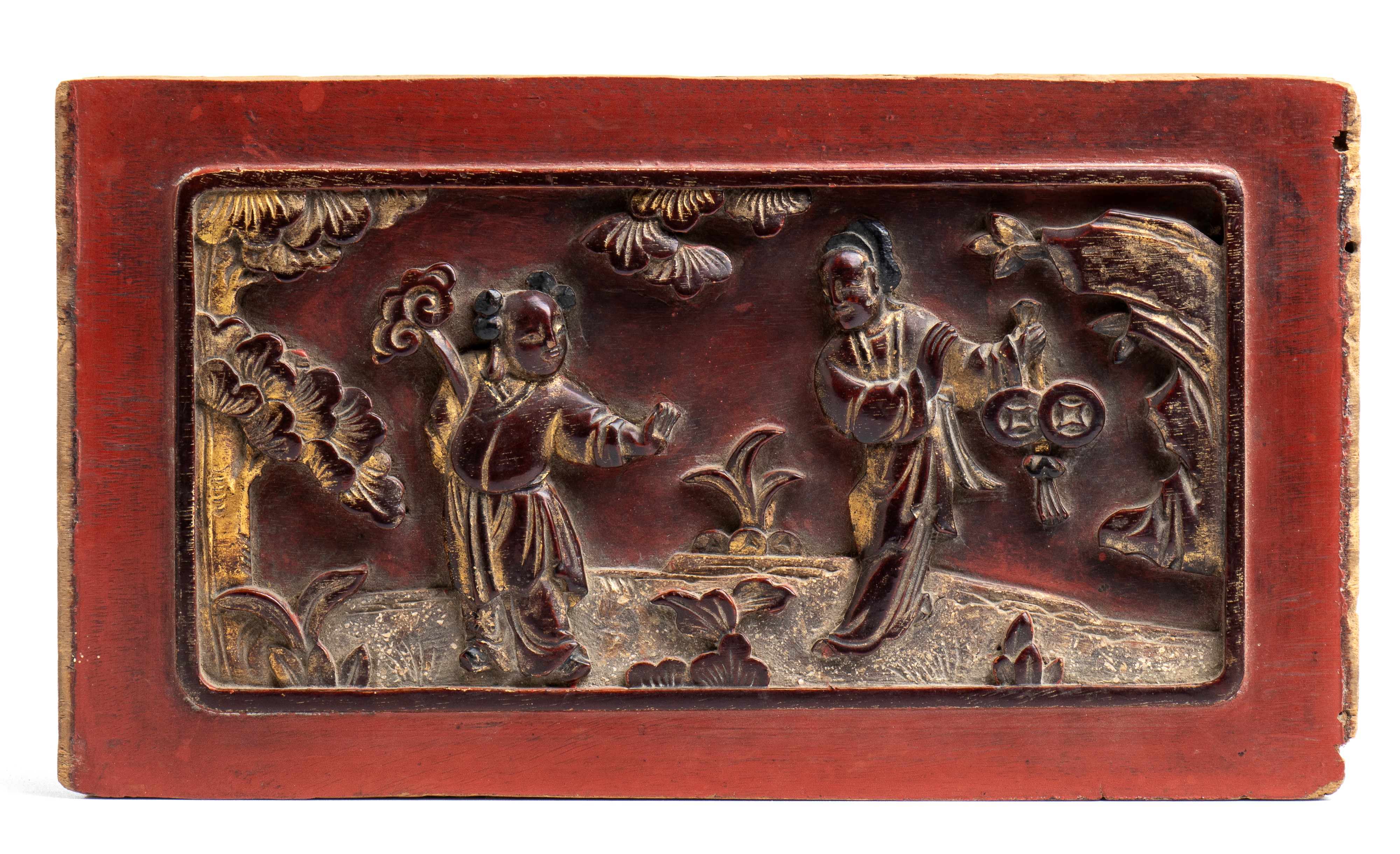 Coppia di elementi ornamentali in legno