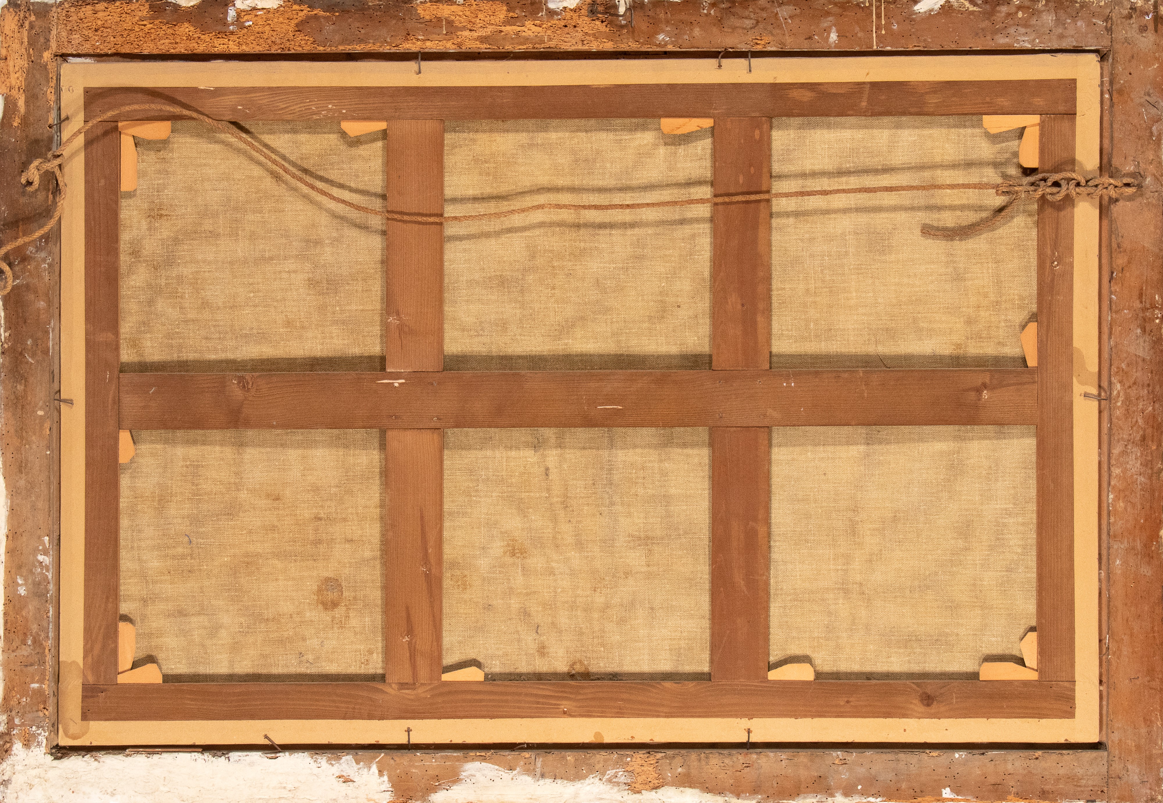 Natura morta con pesci e crostacei in un paesaggio