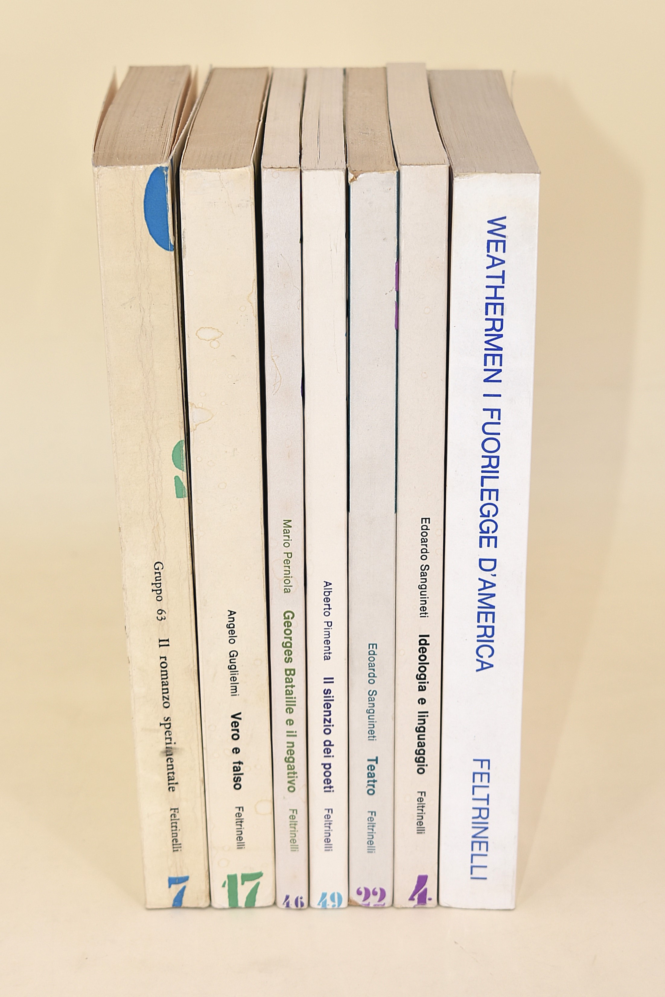 Feltrinelli, Collana "attualità" e "materiali" - 7 Volumi