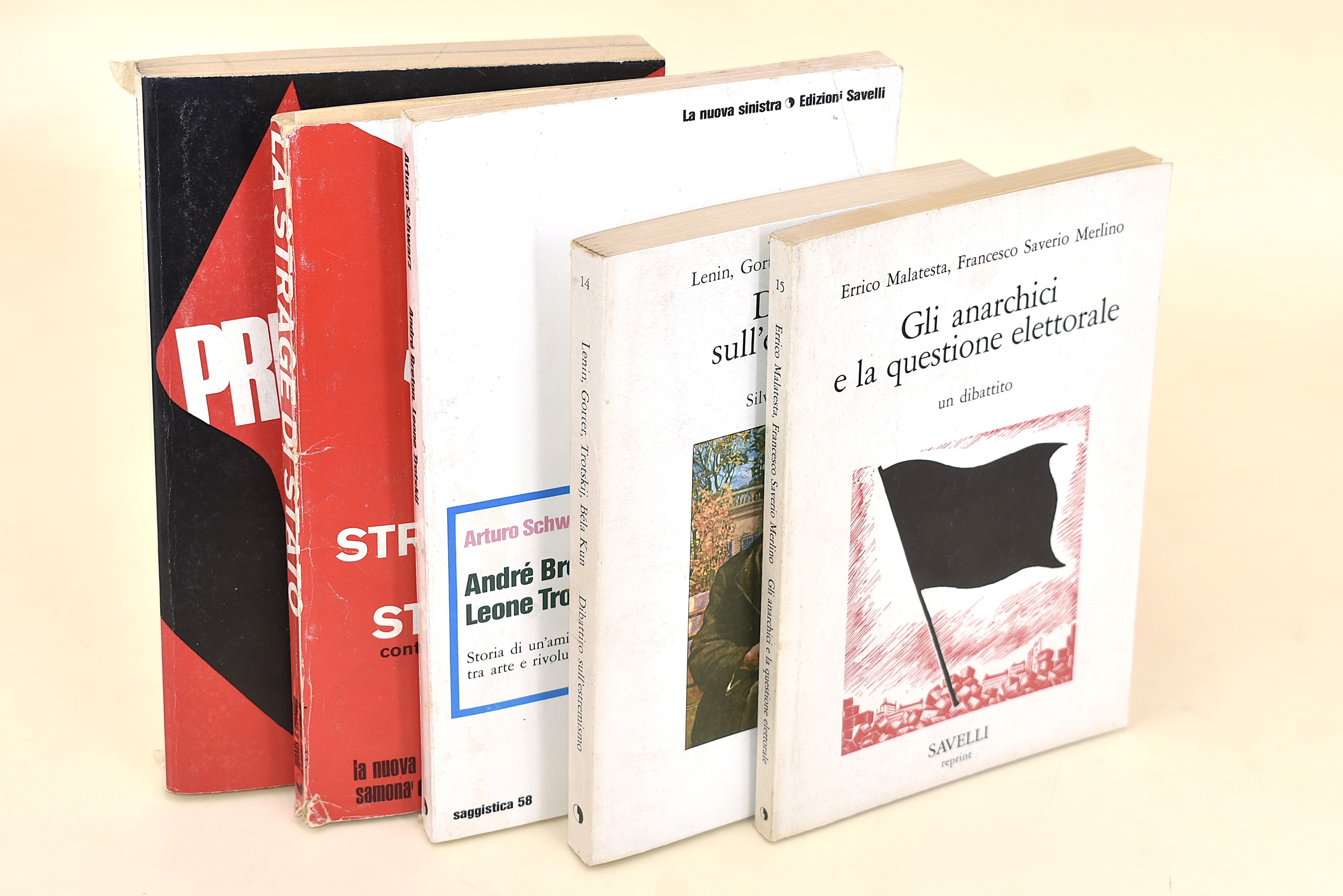 La Nuova Sinistra, Samona e Savelli - 4 Volumi
