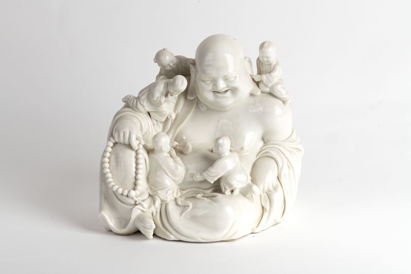 Scultura Buddha in porcellana bianca