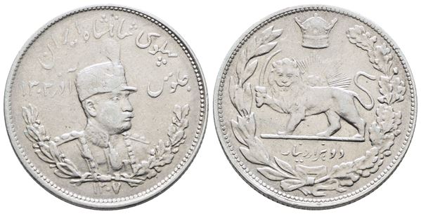 IRAN. Reza Pahlavi (1925-1941). 2000 dinars 1307 (1928). KM 1104; Ag; 9,21gr