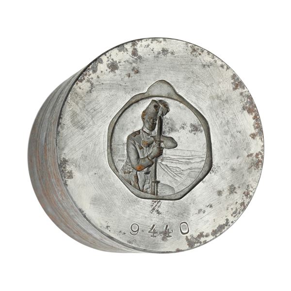 C - A.O.I.  MILITE COL FEZ 57 X 45