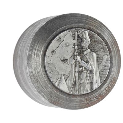 P - a.o.I. Milite con Mantello, Fez e Stelle 36 X 38