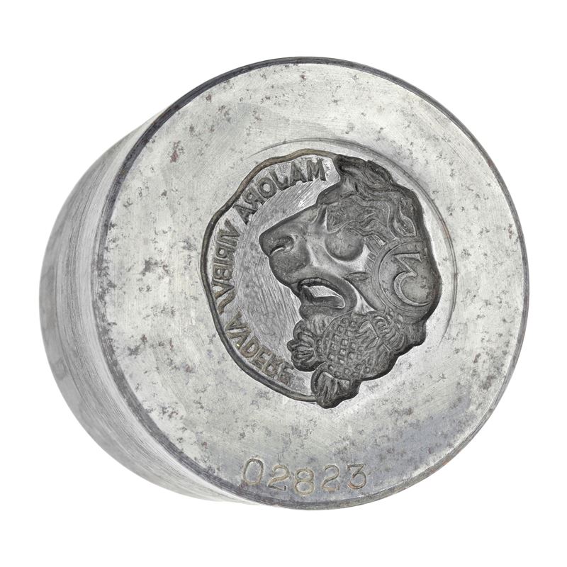 C - MOTTI MAIORA VIRIBUS AUDERE 3. 57 X 44