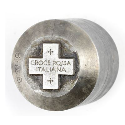 P - Croce Rossa Croce Rossa Italiana. 37 X 39