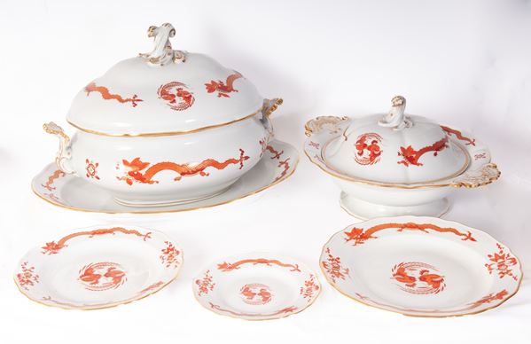 Servito in porcellana bianca