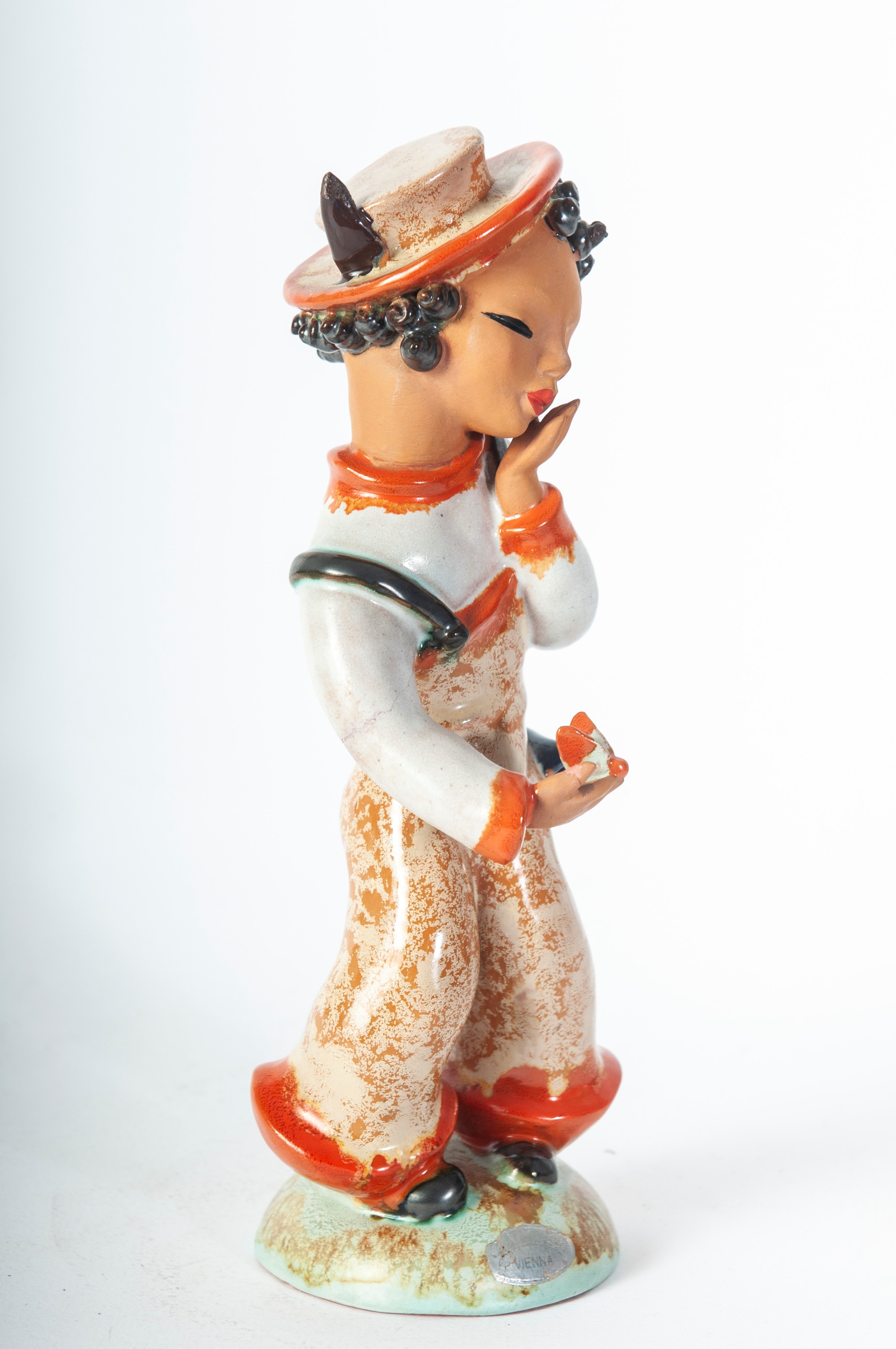 Bambina con farfalla