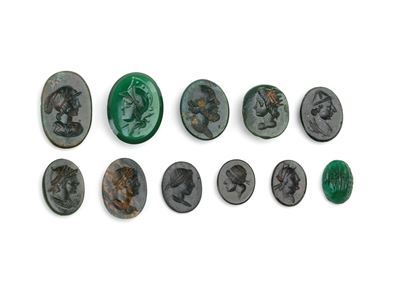 XIX-XX secolo, Lotto di 10 intagli in diaspro e 1 intaglio in pasta vitrea