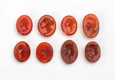 Intagli in agata corniola, Lotto di 8 elementi, XIX secolo