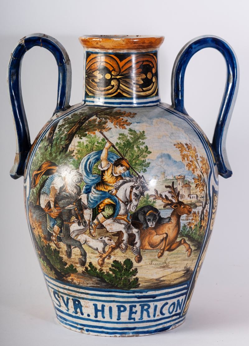 Vaso ad anfora biansato con stretto ed alto collo