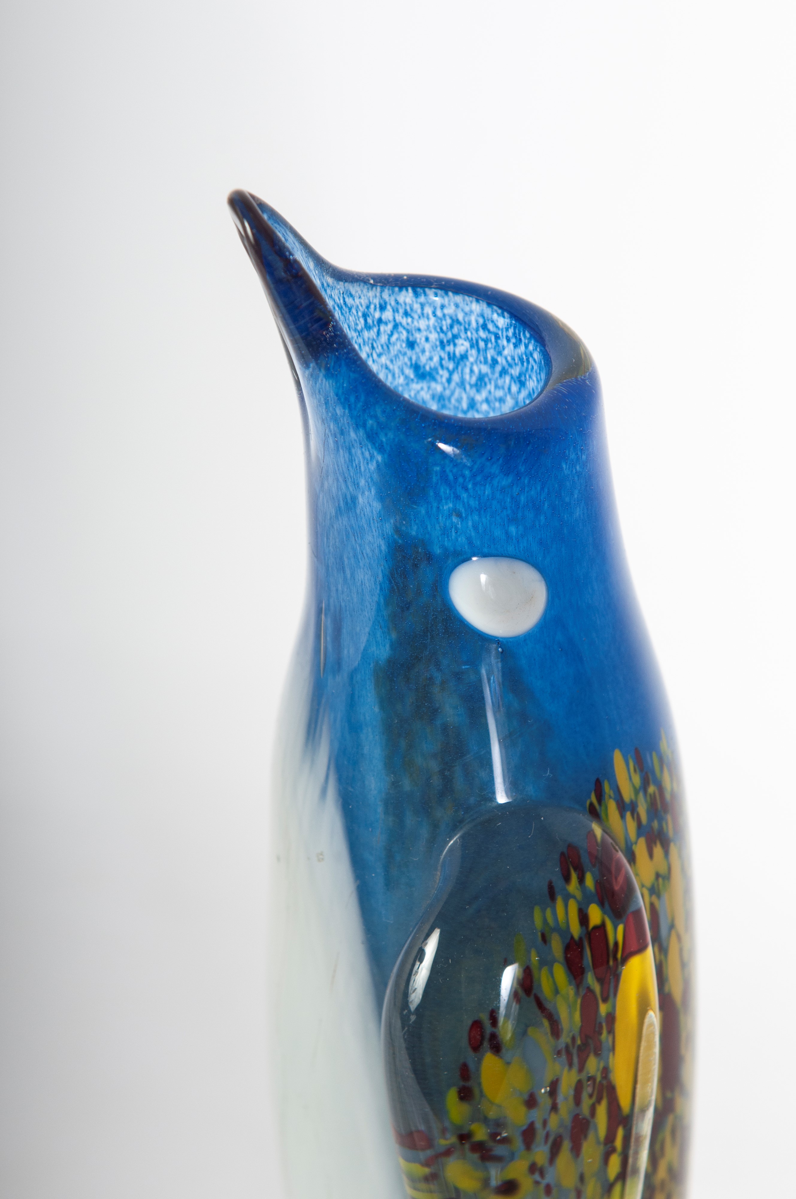 Pinguino, scultura in vetro policromo