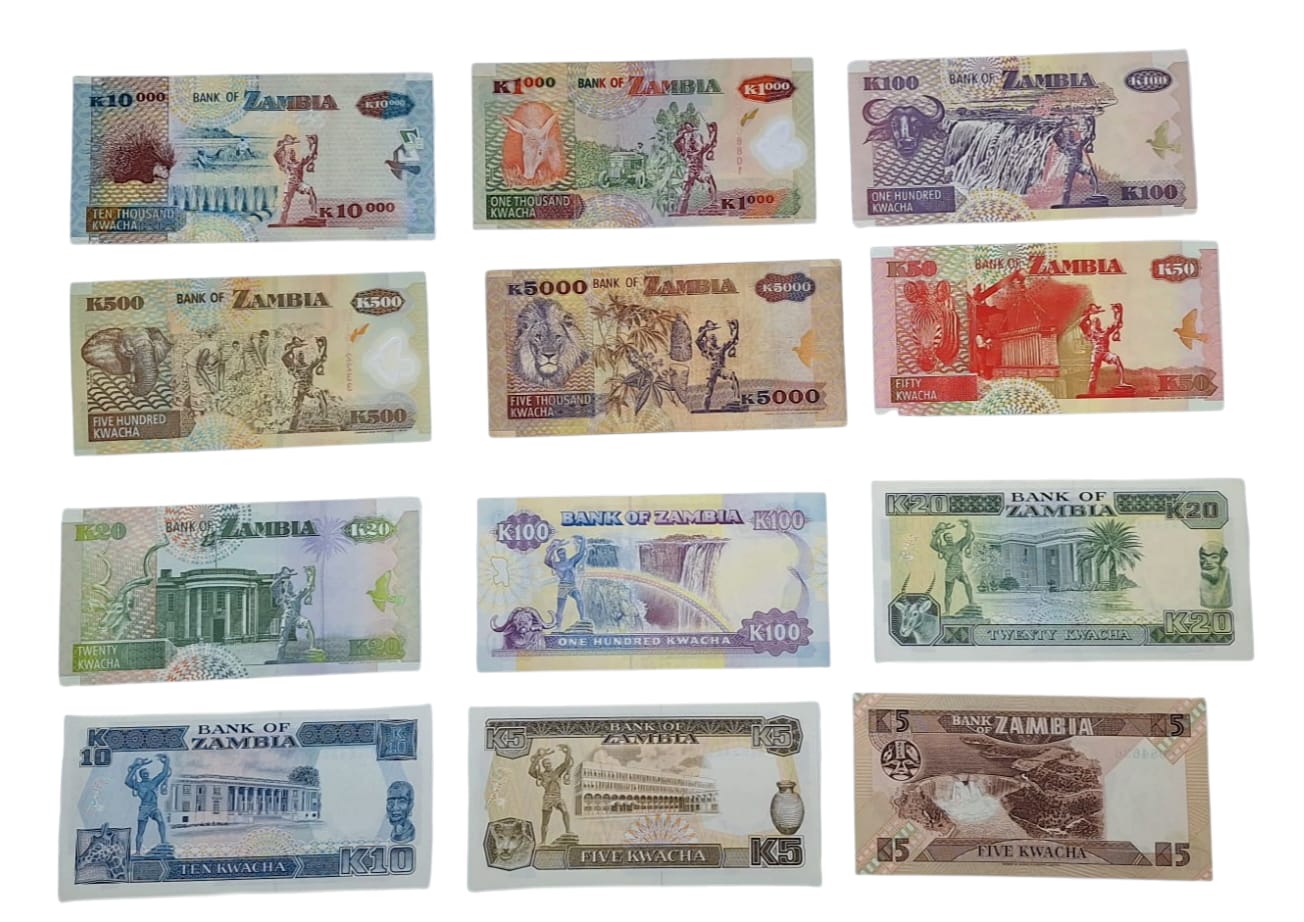 ZAMBIA. Lotto di 12 banconote. Date, tagli e conservazioni varie.