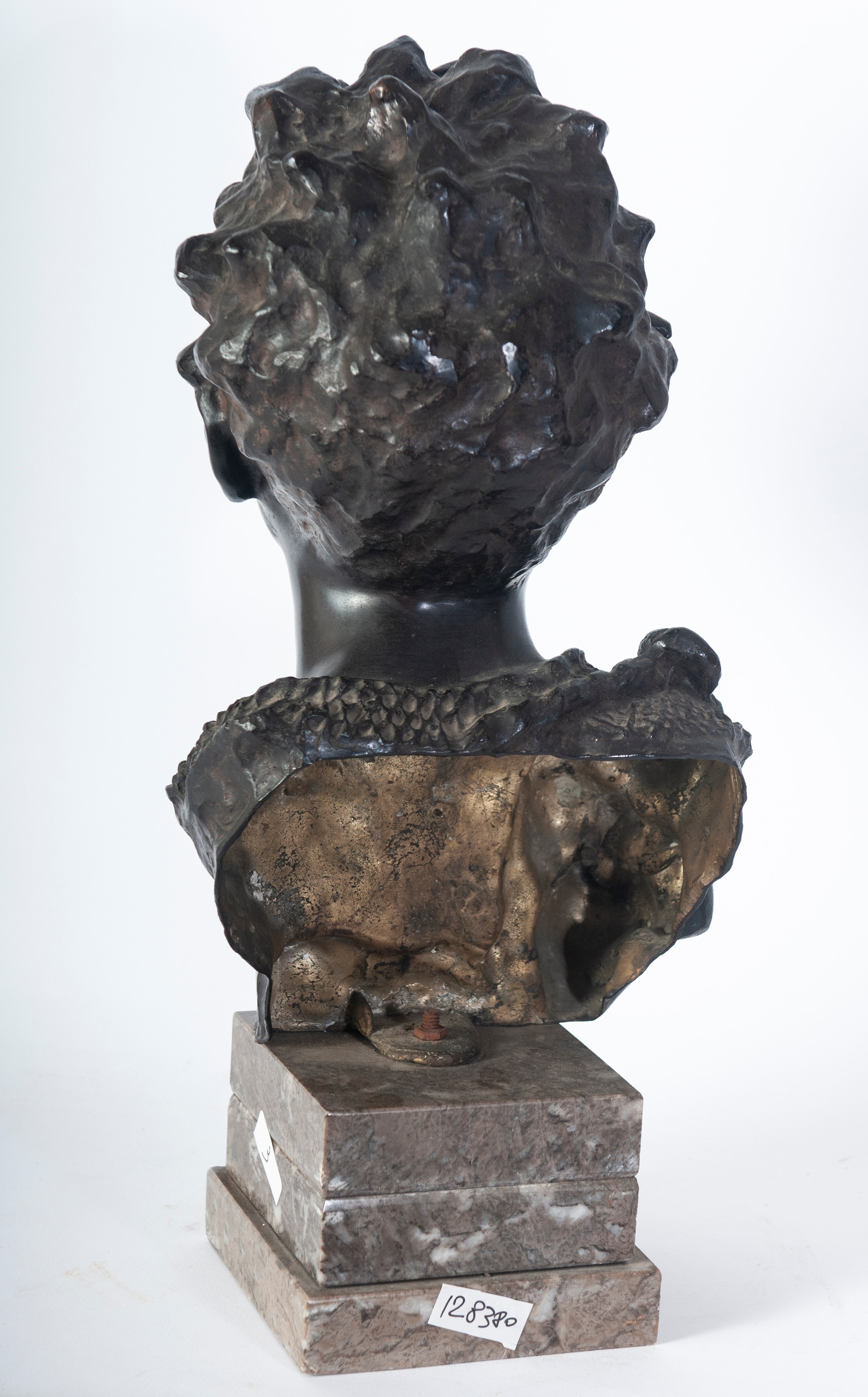 Testa di scugnizzo, scultura a tutto tondo