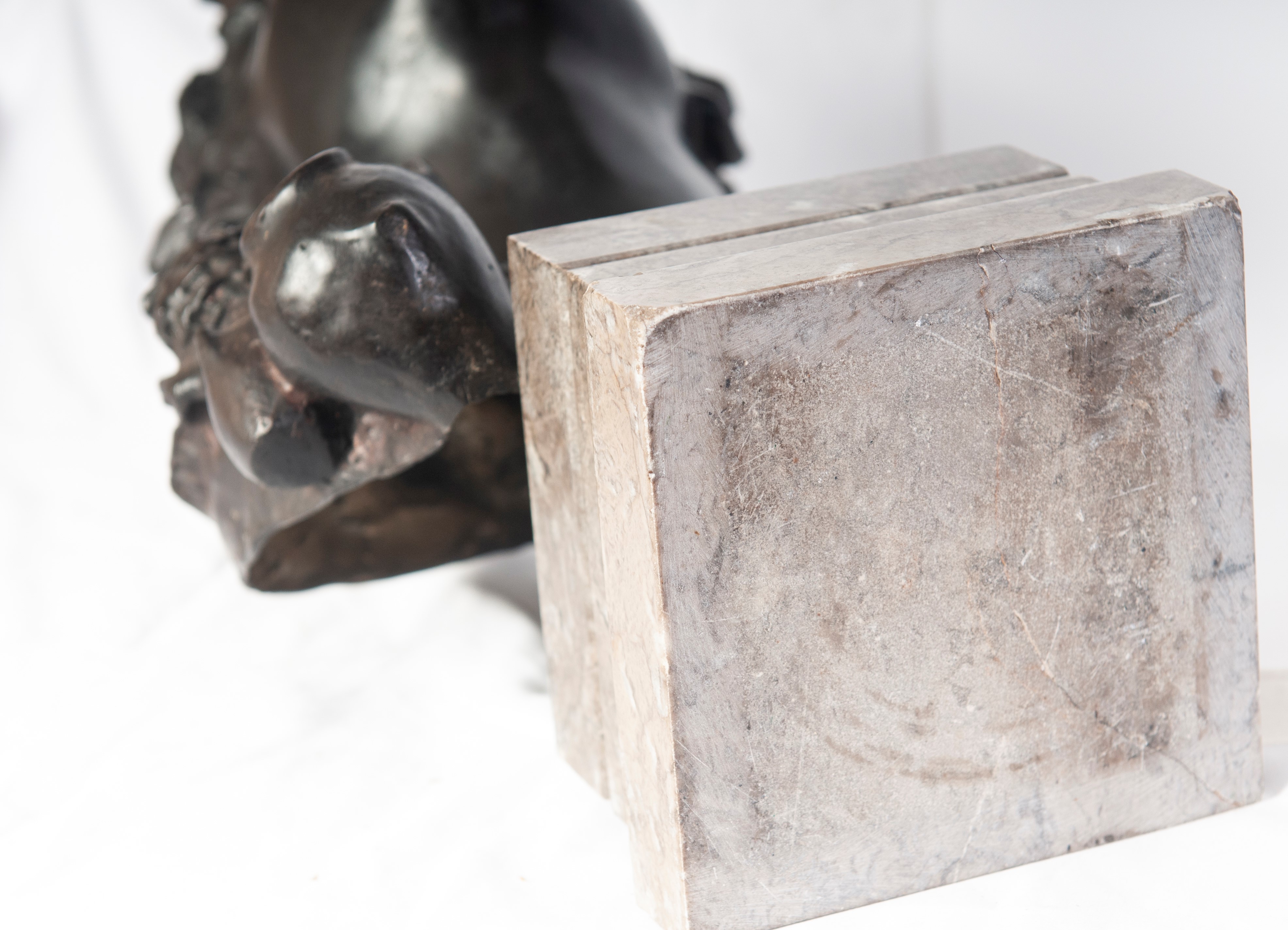 Testa di scugnizzo, scultura a tutto tondo