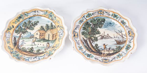 Coppia di piatti da dessert