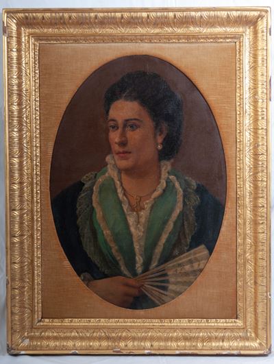 Autore Ignoto, Busto di gentildonna, dipinto ad olio su cartone ad assetto ovale