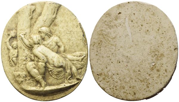 Placca in gesso patinato con scena erotico-bucolica  - Asta MONETE E MEDAGLIE MODERNE, CONI, PUNZONI E RARITÀ MASSONICHE - Bertolami Fine Art - Casa d'Aste