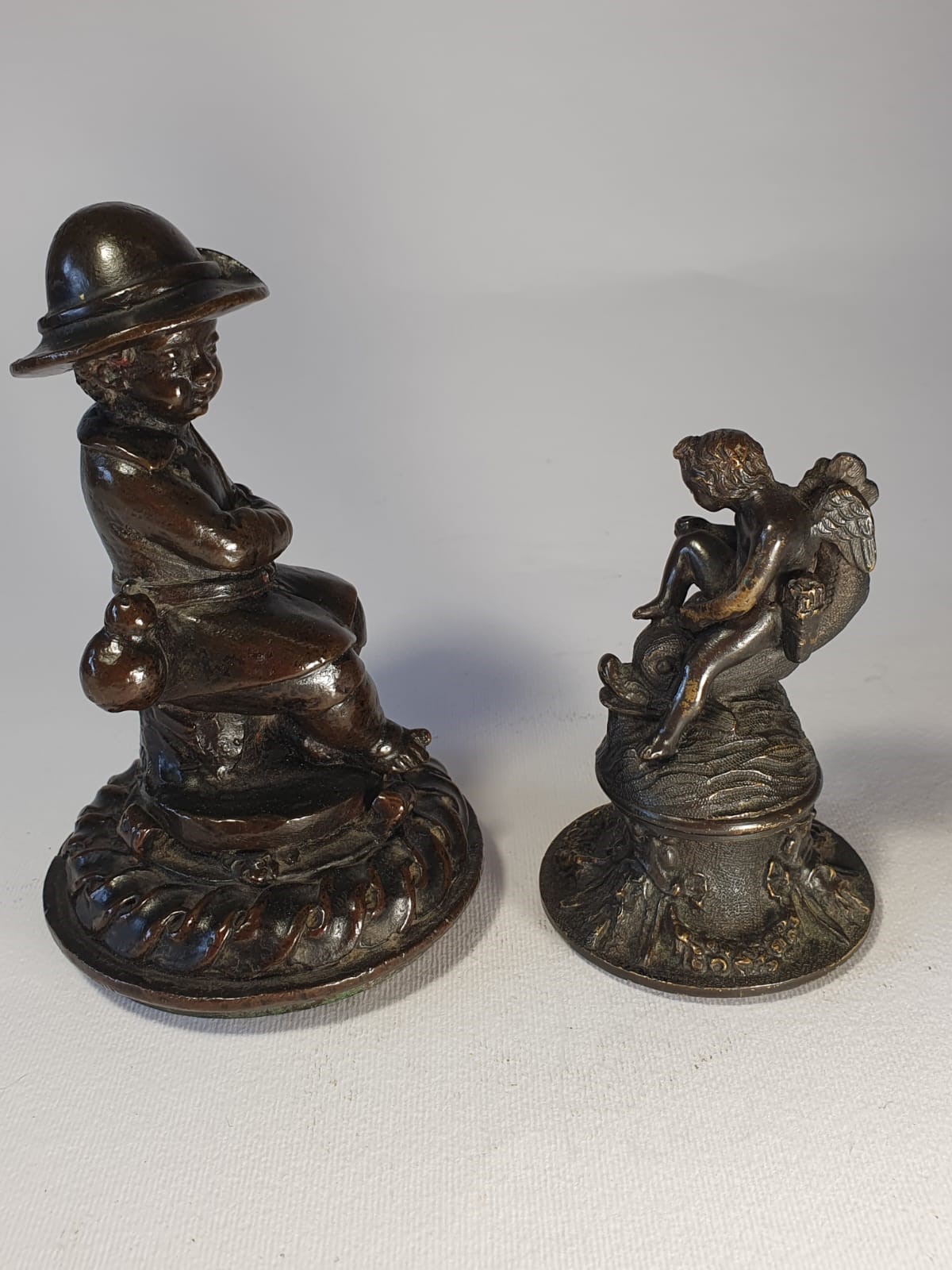 Due tappi da calamaio