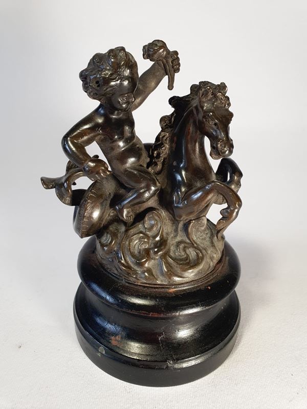 Putto su ippocampo