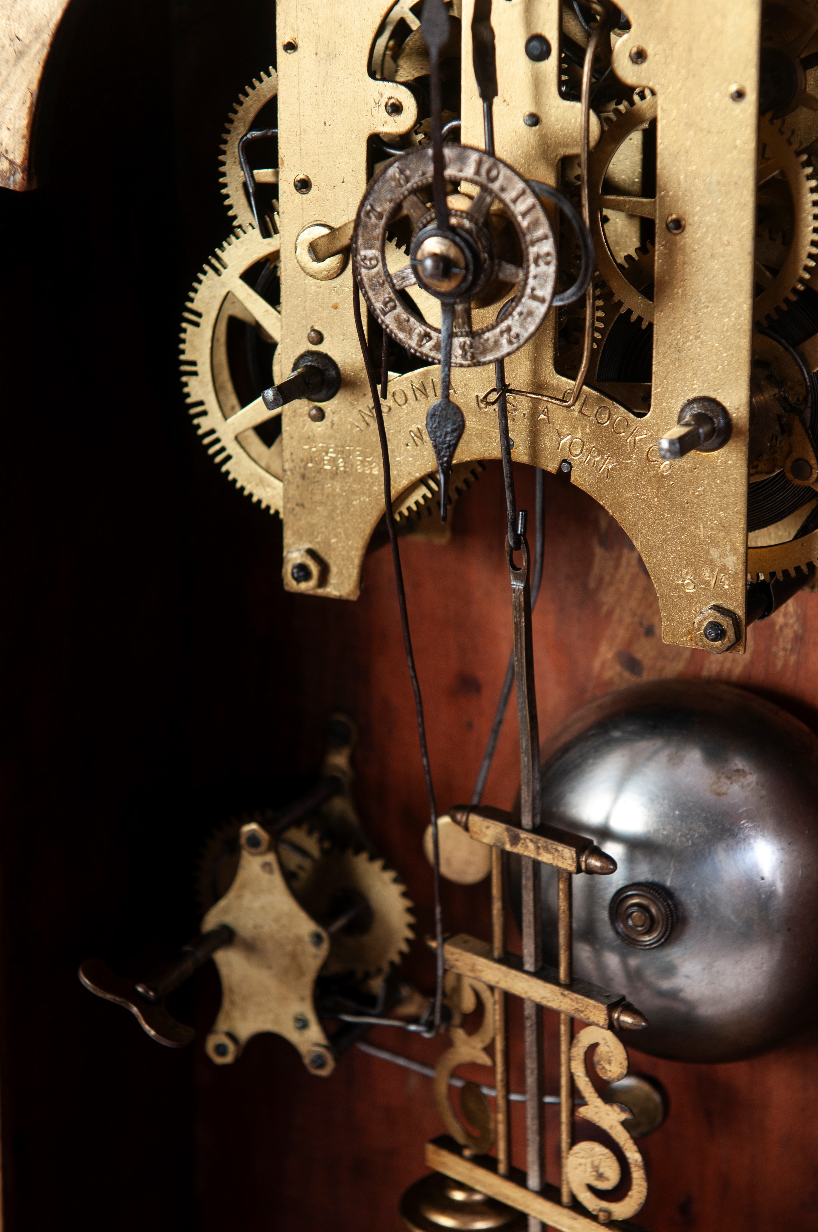 Ansonia Clock & Co., Orologio scheletrico da appoggio con ripetizione delle ore e delle mezz'ore ...