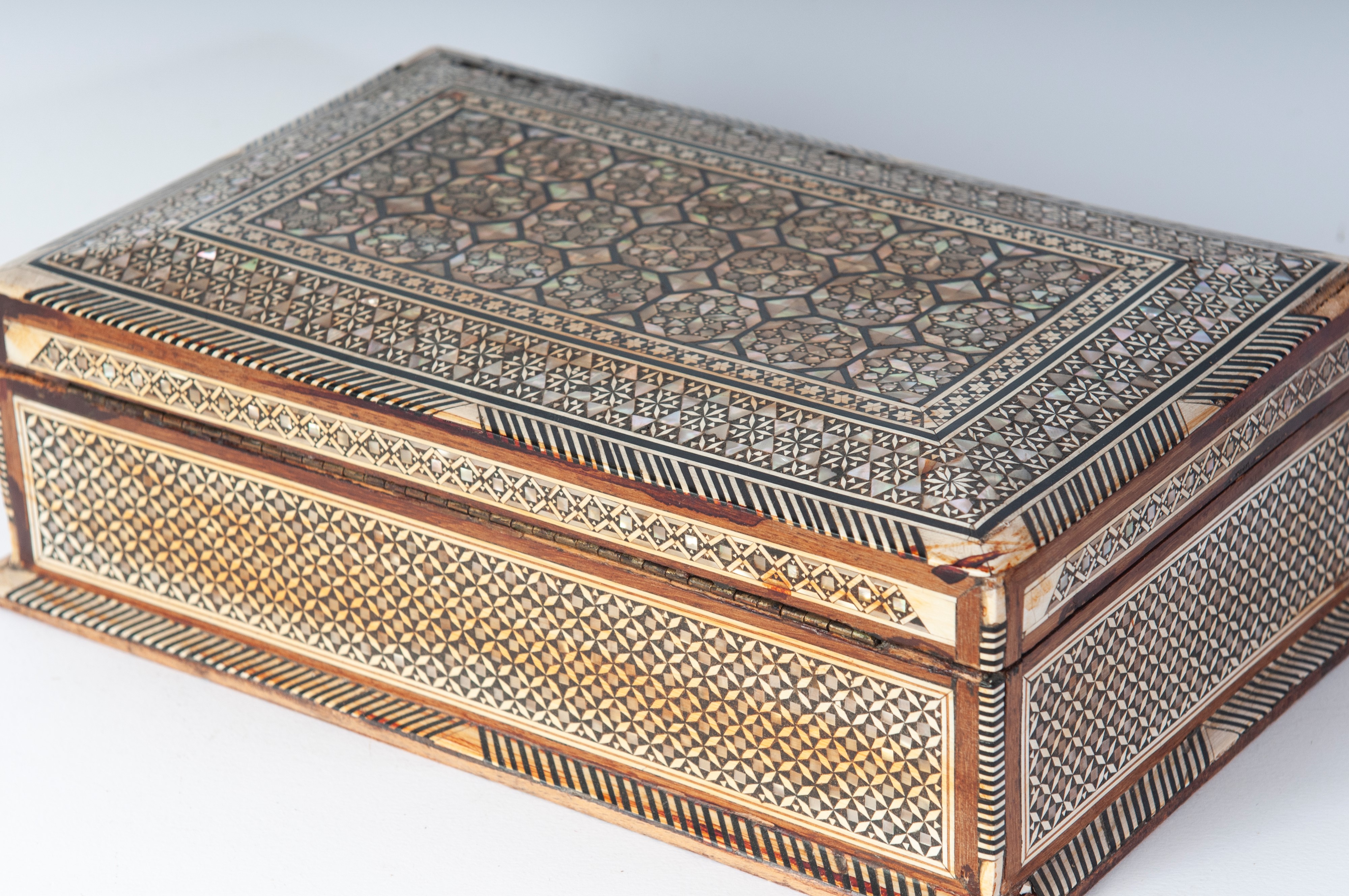 Scatola rettangolare in legno