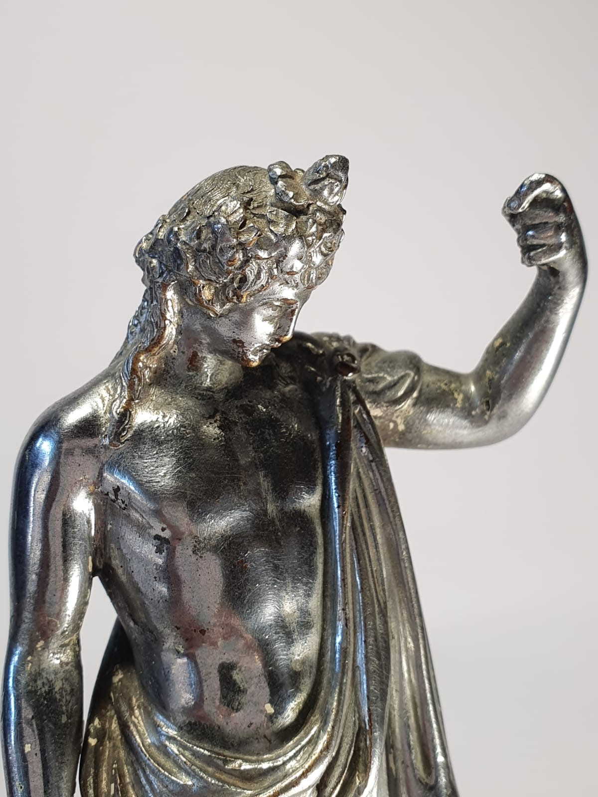 Antinoo, da motivo archeologico