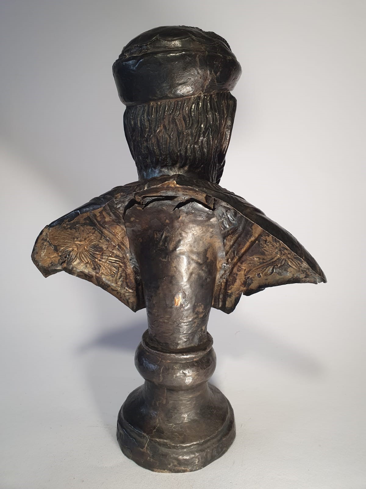 Busto di uomo corazzato (forse re francese)