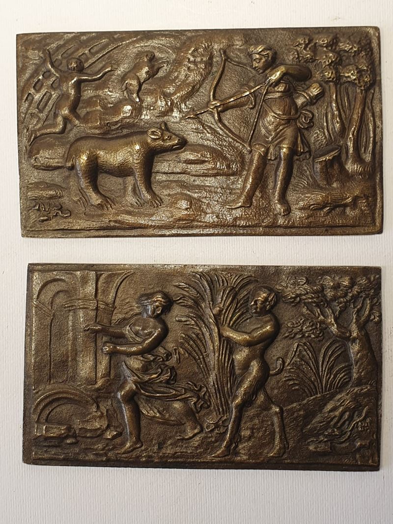 Due placchette a tema mitologico
