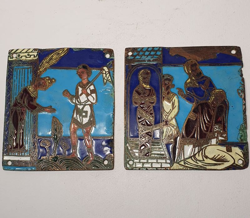 Due placche in smalto