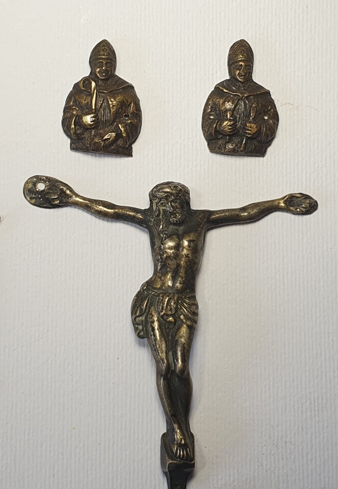 Otto ornamenti per croce